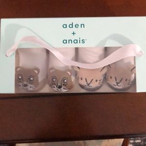 COPY - Aden & anis rattle booties